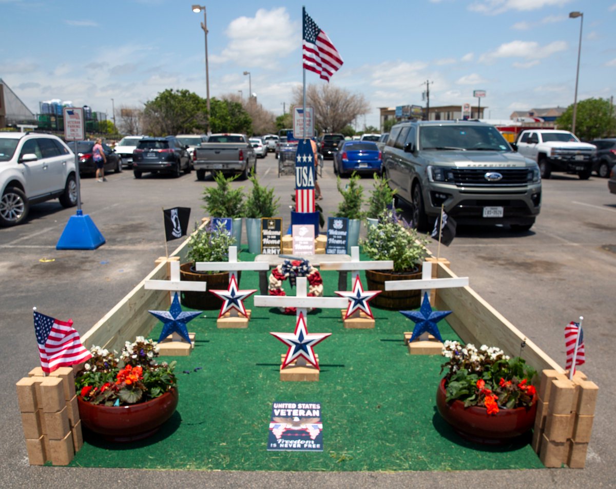 images Lowes Store Hours Memorial Day lowe s lowes twitter