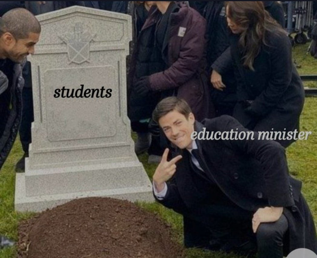 Time_4theFuture's tweet photo. @DrRPNishank So this is going to happen in India
During exam
🔸#CoronaSecondWave
🔸Upcoming #ThirdWave
🔸#BlackFungus
🔸#WhiteFungus
🔸️#YellowFungus 
🔸️New strain that affects children
are going to kill us
 @DrRPNishank
#CancelAllBoardExams
#ModijiNoOfflineExams
#cancelboardexam
@PMOIndia https://t.co/lwRC2BtP42