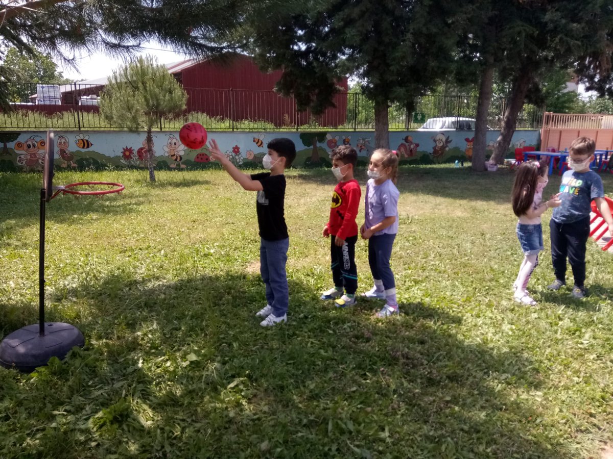 Dünya Oyun Oynama Günü
Oyun;her zaman, her yerde ve herkese 
#okuldışarda
<a href="/mehmetalikatip1/">Mehmet Ali KATİPOĞLU 🇹🇷</a> 
<a href="/bafra_mem/">Bafra İlçe Millî Eğitim Müdürlüğü</a> 
<a href="/ziyaselcuk/">Ziya Selçuk</a>
@YUKSELAYDINTS 
<a href="/CoskunESEN57/">Coşkun ESEN</a>