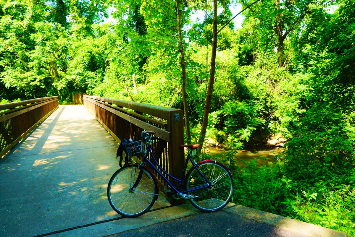 jesusfuentes80's tweet photo. After some waterfalls, the trails goes into a wooded area. Really peaceful! #bikeinnbikeout #tourismeàvélo #cycletourism 🤩 [2/3] https://t.co/BkJz9w6hgg