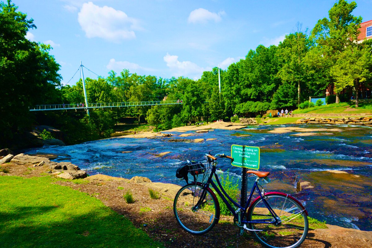 jesusfuentes80's tweet photo. Finally, I explored parts of the Swamp Rabbit Trail this AM in @CityGreenville, starting from the @swamprabbitinn. Wow! What a beautiful bicycle trail! [1/3] #bikeinnbikeout #tourismeàvélo #cycletourism https://t.co/d8MBOMVBdz