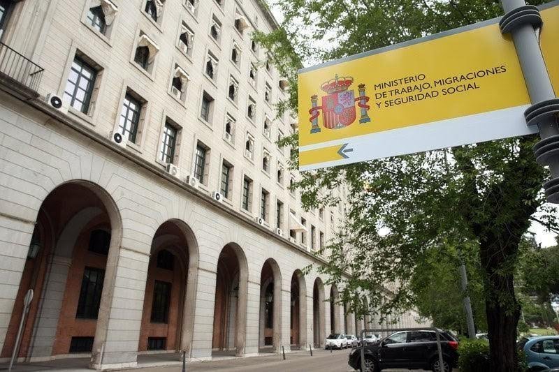 csif_epe's tweet image. 🔸Tienes 4 vías
🔸Puedes solicitarlo en cualquier momento
🔸Y detectar si hay algún error
csif.es/contenido/naci…