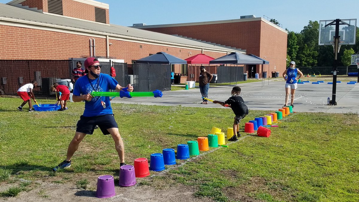 Samantha Blake tweet media