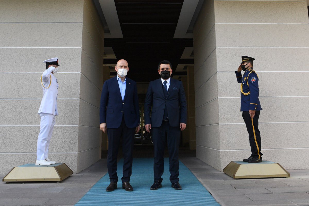 ihsanalkannn's tweet photo. İçişleri Bakanımız Sn. @suleymansoylu Beyi ziyaret edip , şehrinizin selamlarını ve dualarını ilettik.
#FermanHükümetin #DevletBizimdir. https://t.co/HTC9lziZIw