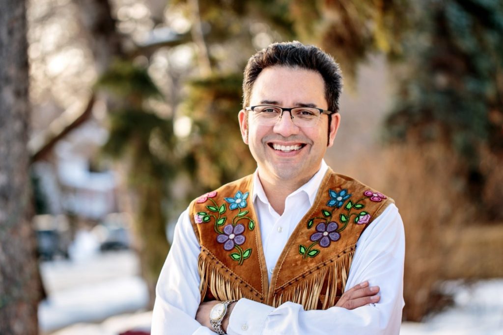 libraryinklings's tweet image. First Law:  Share What you Have!  Thank you for the wonderful gifts @RichardVanCamp soundcloud.com/richardvancamp
#sparkandignite21