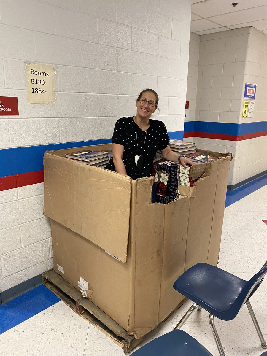 MrsMorganMHS's tweet photo. Here’s to team books clear out! https://t.co/gtak5QLtJU