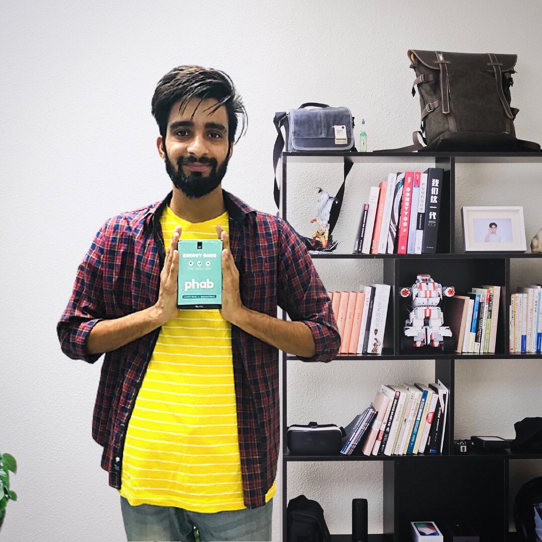 ivkydadu's tweet photo. I'm thankful to @getphab for sending accross this hamper..

#foodalleyindia #getphab #proteinbars #energybar #zestyorange #cranberry #healtysnack #eathealthy #glutenfreefood #healthyliving #stayhealthyandfit #instagood #healthydiet #eatgoodfood #quickbite #healthybites https://t.co/Ep6Zc4JJhC