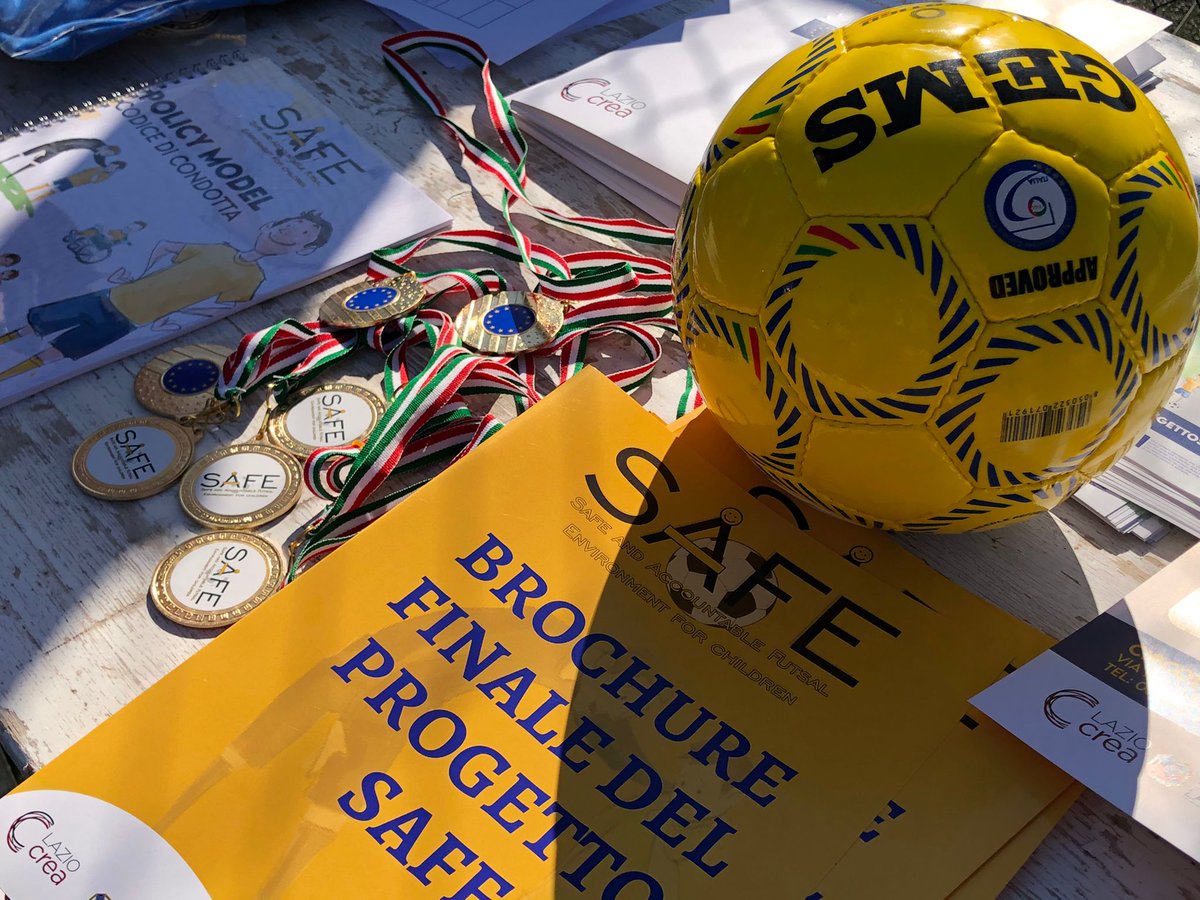 ProgettoSafe's tweet photo. Safe, concluso con successo l’evento di premiazione finale del progetto europeo per la salvaguardia e tutela dei minori in ambito sportivo, il 27 maggio 2021, presso il Circolo Sportivo Stella Azzurra!

@LAZIOcrea @RegioneLazio @EU_Commission #Futsal #calcioa5 https://t.co/n8U1dCP63f