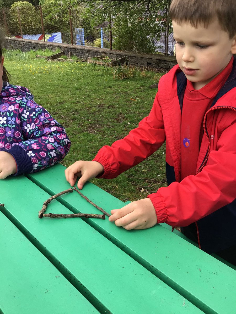 PontRichards's tweet photo. Shapes shapes everywhere! Today we went on a shape hunt looking for circles, squares, rectangles and triangles. #maths #eyfs https://t.co/JEaco1kn5r