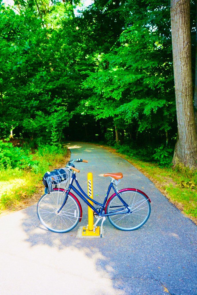 jesusfuentes80's tweet photo. Ended my 6 mi ride close to Green Forest Park. So much green! 💚 I have to continue my trail discoveries tomorrow. Hello @CityGreenville! 🤩 #bikeinnbikeout #tourismeàvélo #cycletourism [3/3] https://t.co/IiVDDseWLr