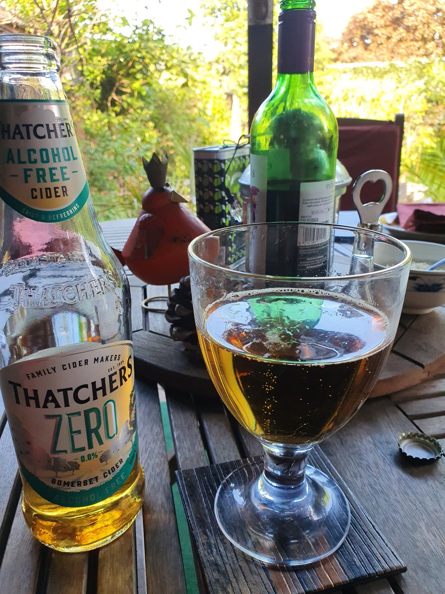 NickyjaneR's tweet photo. Lovely glass of cider to kick off the Bank Holiday (#ThatchersZero for me post vaccine). https://t.co/g8bPWpISne