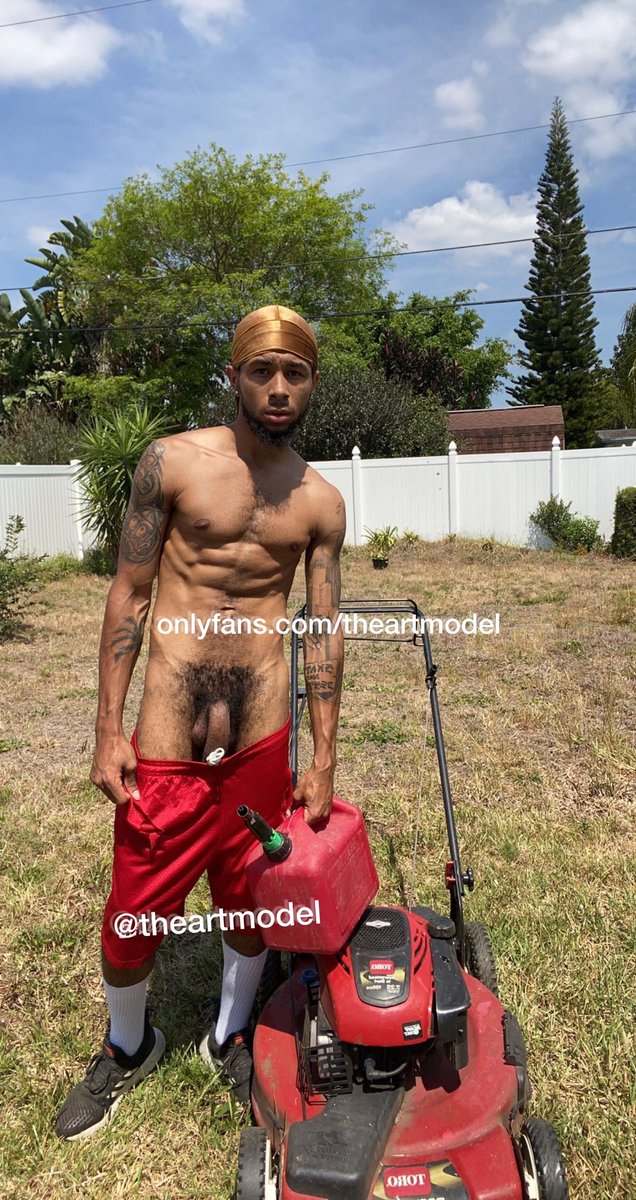 Theartmodel tweet media