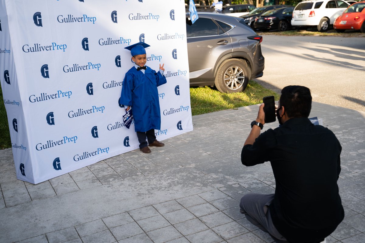 GulliverPrep_'s tweet photo. Oh the places you will go! Congratulations to our youngest graduates, you are going to love all the new adventures to come in Lower School! View photos from the SK Parade and Graduation Ceremony at https://t.co/pkfOwYqtBv. #GulliverPride https://t.co/I7fbZ0mmyF