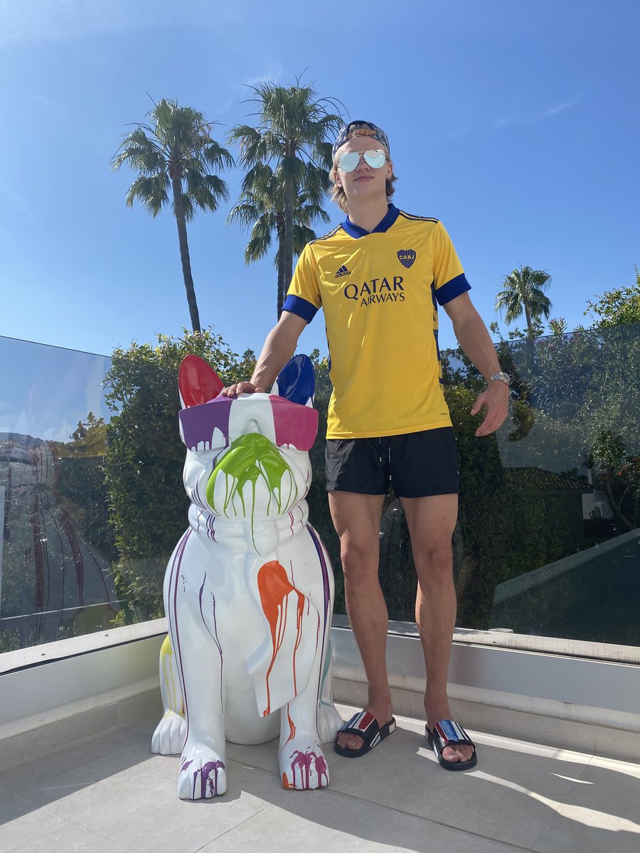 Sunny Friday with my little friend!😎