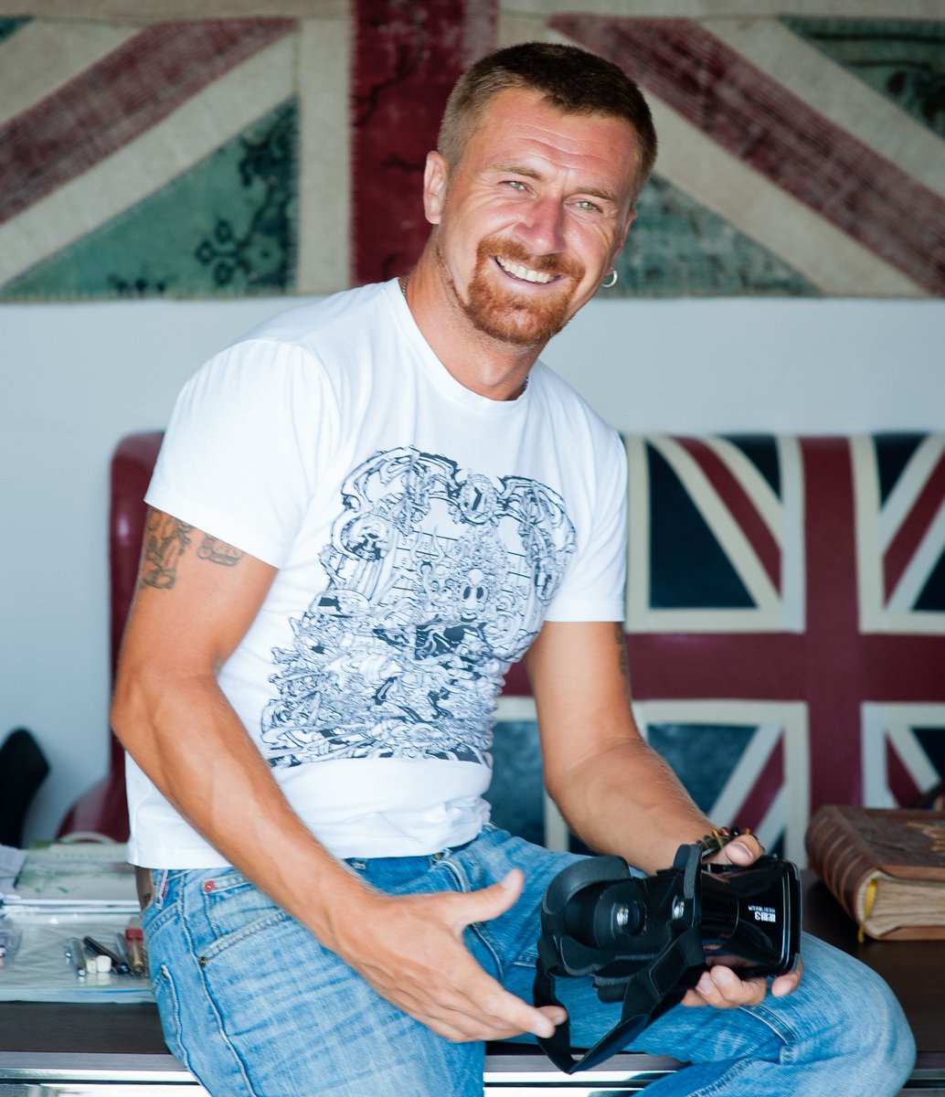 🟣 dArtFlex NEWS

✅ New advisor - Pavel Muntyan <a href="/greenmoon2/">Pavel Muntyan</a> joined the team

He is one of the authors and co-founders of the famous <a href="/MrFreeman0/">Mr. Freeman</a> project

📖 Read more on Medium: cutt.ly/dartflex-updat…
👏 Subscribe and clap 

#nft #NFTmarketplace #NFTart