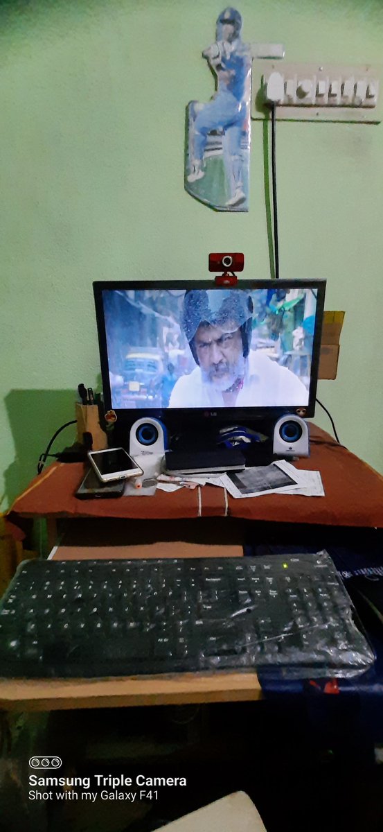 TGovindaraj_vkp's tweet photo. Good Night Too All 🥰

Movie time 🥰 #Viswasam 
My dear Thala ❤️
#Valimai  #AjithKumar https://t.co/5z1FEdiMrH