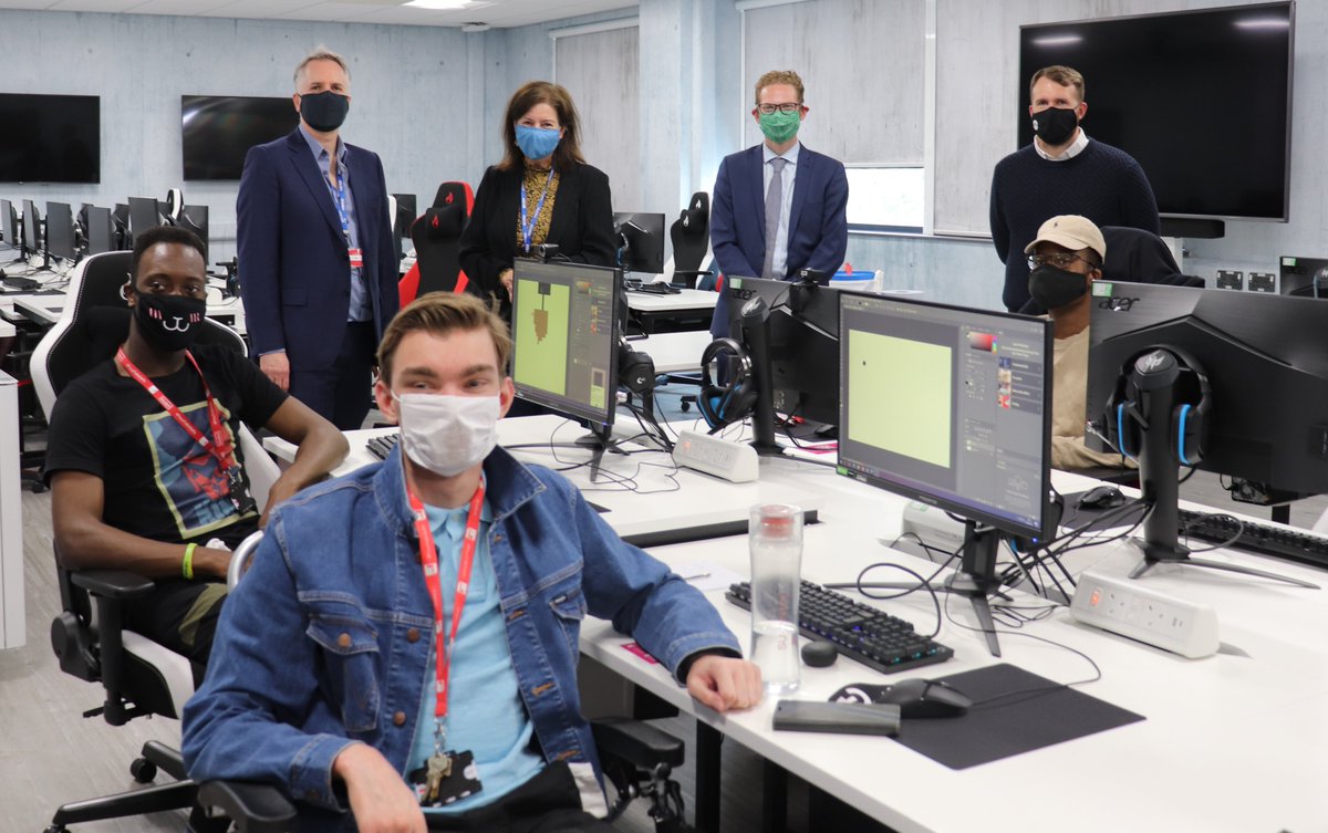 Uni of Staffs News tweet media