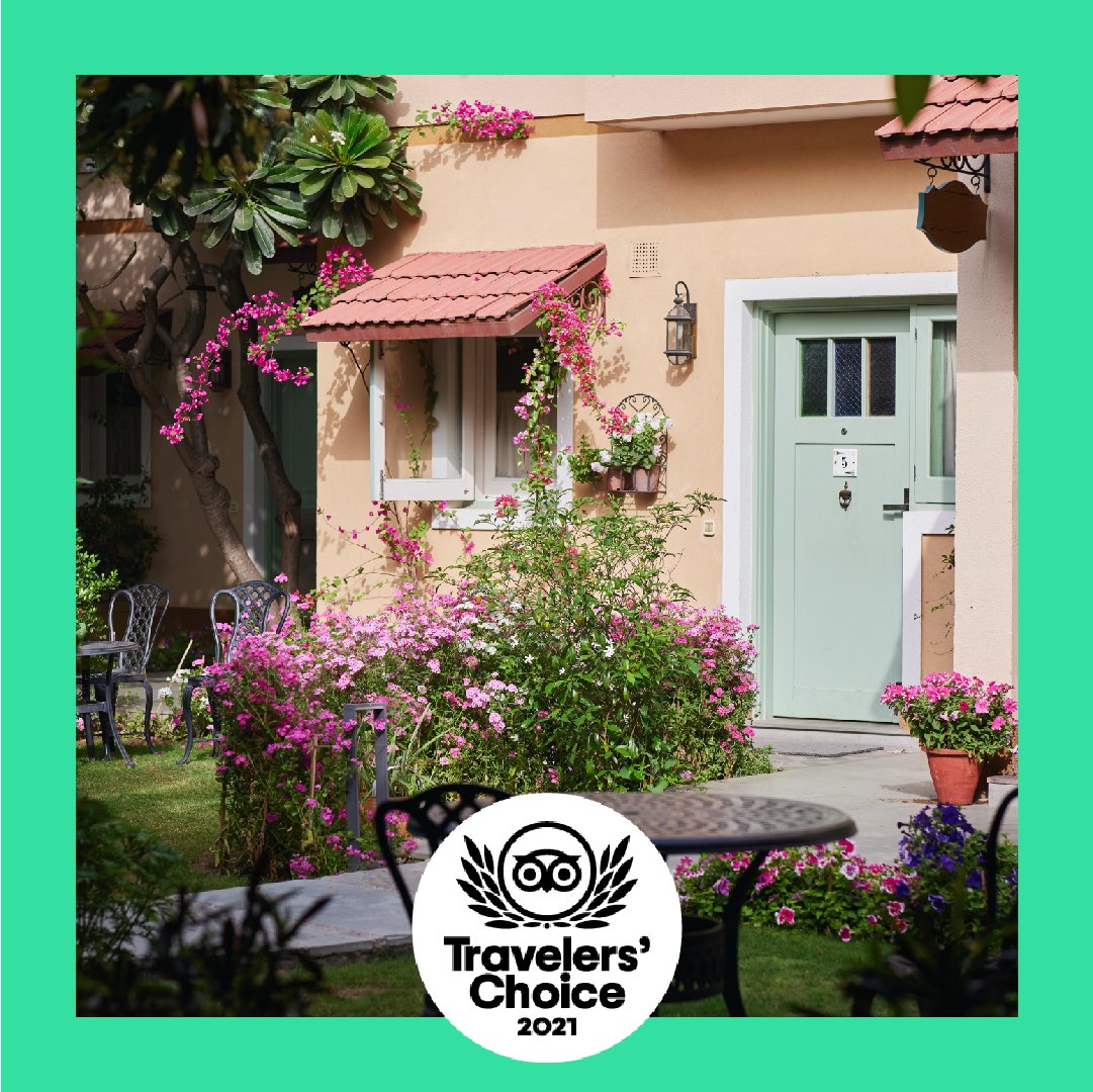 karmachalets's tweet photo. Karma Chalets has been awarded the 2021 TRAVELLER’S CHOICE AWARD.

A tribute to our team members who have had the fortitude &amp; resilience to maintain the high level of hospitality standards in spite of cumbersome PPE kits, masks, shields and gloves.
#hotels @Tripadvisor https://t.co/hkat1XQsxr