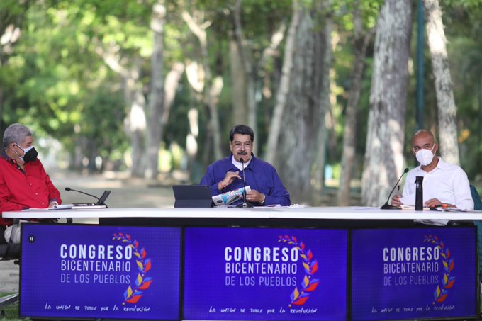 📢¡𝐀𝐬í 𝐥𝐨 𝐃𝐢𝐣𝐨!🇻🇪 Pdte. @NicolasMaduro: El Congreso Bicentenario de los Pueblos nació para articular, movilizar, darles nuevas formas de organización y unir todas las fuerzas sociales del país. Es un espacio para trabajar por el bienestar. #MuralesBicentenario