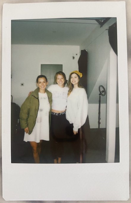 These girlies? I love them. A lot. 🤍 https://t.co/YDsT4nDztK<a href="/tag/santamonica"class="tags"><span>#santamonica</span></a>