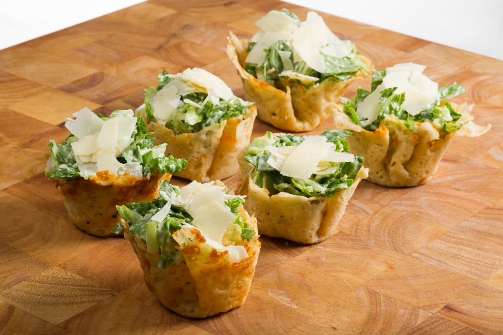 SilverLiningCatering tweet media