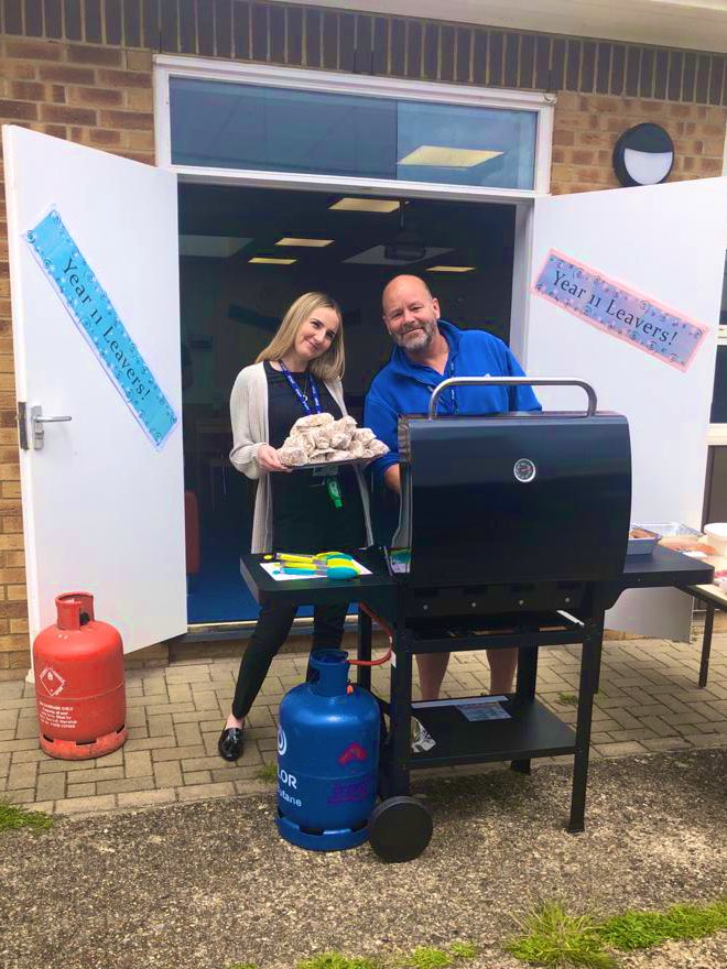 Chef de partie and Chef cooked a lovely BBQ this afternoon 👏👏👏👩🏼‍🍳 👨🏼‍🍳