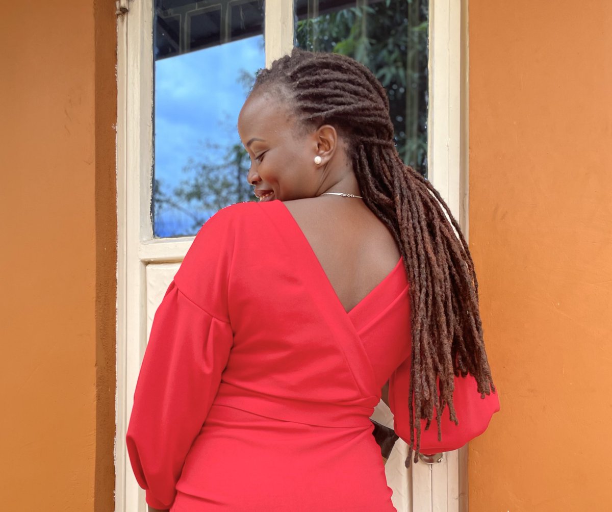 NyabothAkwoch's tweet photo. Sneezing while in your menstruation period is the summary of “Oh Shit We both Sneezed 😐” ladies you know what am taking about😅

#proudlybleeding🩸
#MenstrualHygieneDay2021 https://t.co/EueFjdF5R7