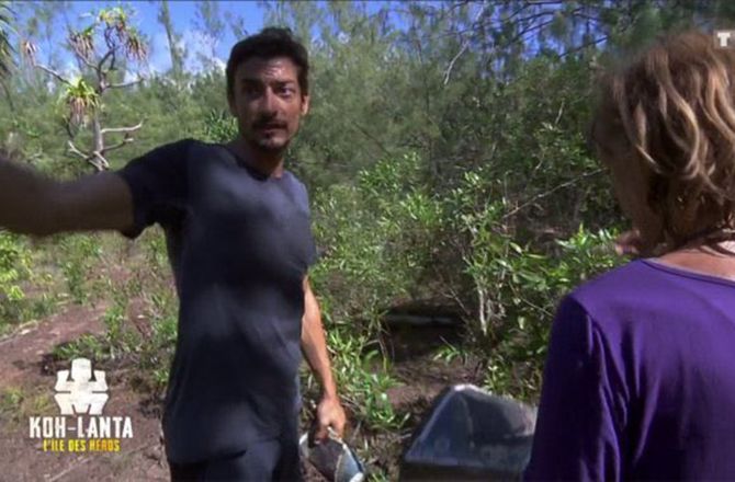 NabriTV's tweet photo. Qui ce rappel quand le Goat Claude était tellement en avance qu'il s'est permis d'aider les autres ptdrrrr
Quelle masterclass 
#KohLanta #KohLanta2021 https://t.co/hrXzRayADm