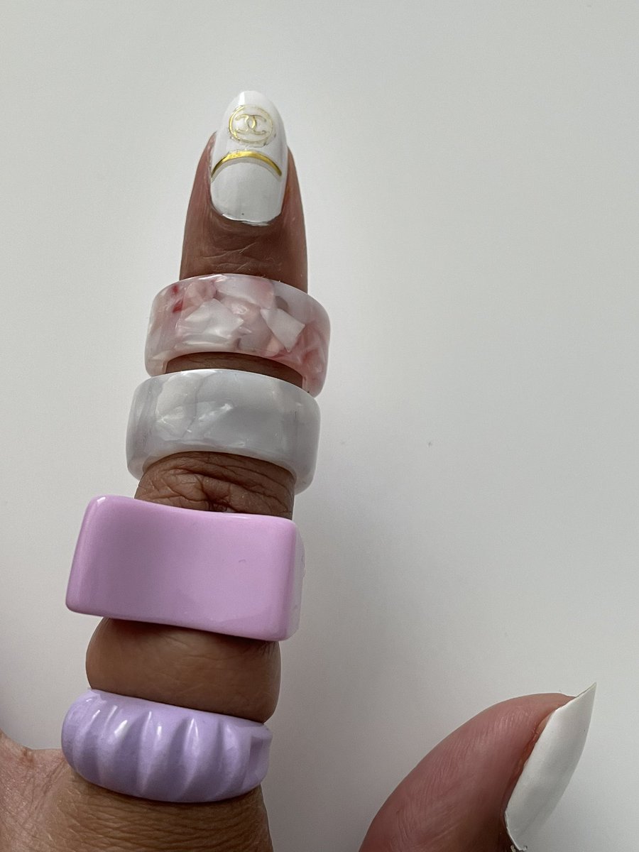 Woman_of_Gold's tweet photo. CANDY rings ✨💕✨ @dixiegraze 

https://t.co/YEJoO2WiKu https://t.co/TtQqKksrwU