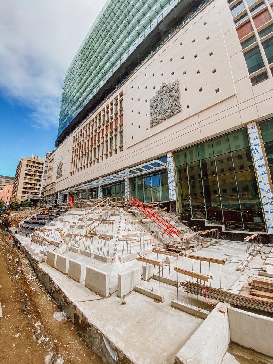 fuhriousconst's tweet photo. Starter curbs for days. Happy Friday! #fuhriousconstruction #architecturalconcrete #vancouverbc https://t.co/kjyzwm9mqL