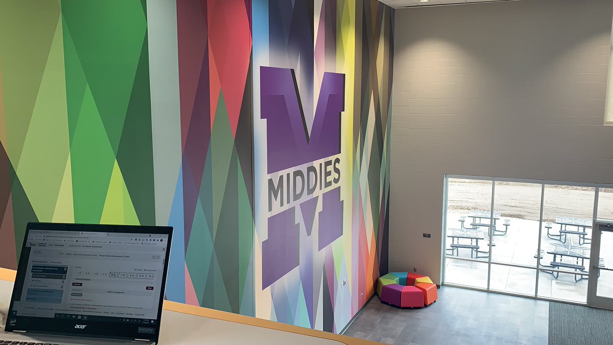 Pumped to finish the last “office” day in this amazing new space and can’t wait for students to get back <a href="/RosaPTweets/">Rosa Parks Elementary School</a> #MiddieRising #RosaOnTheRise
