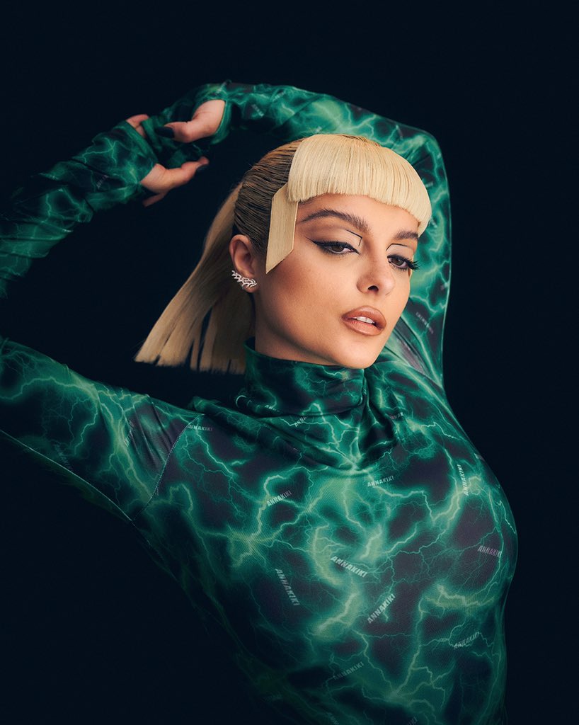 WJConnolly's tweet photo. I interviewed the incredible @BebeRexha for the new cover of @NotionMagazine. We discuss #BetterMistakes, fighting sizeism within the entertainment/fashion industry + why sheโs gagging to go dance in a barโฆ probably a gay bar.
๐ธ Benjamin Askinas #Notion89 https://t.co/I0H18ken0O