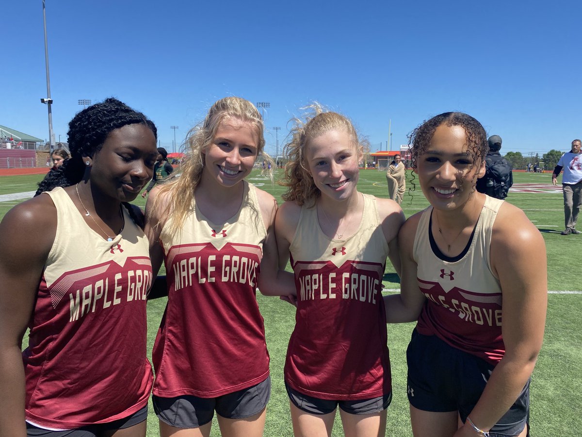 maplegrovetrack's tweet photo. 4x200 with a fab finish 2nd place. Idara Ekong, Mady Raymond, Bri Sullivan and Ella Williams! Way to go ladies 😀 https://t.co/pslRaTqtnD