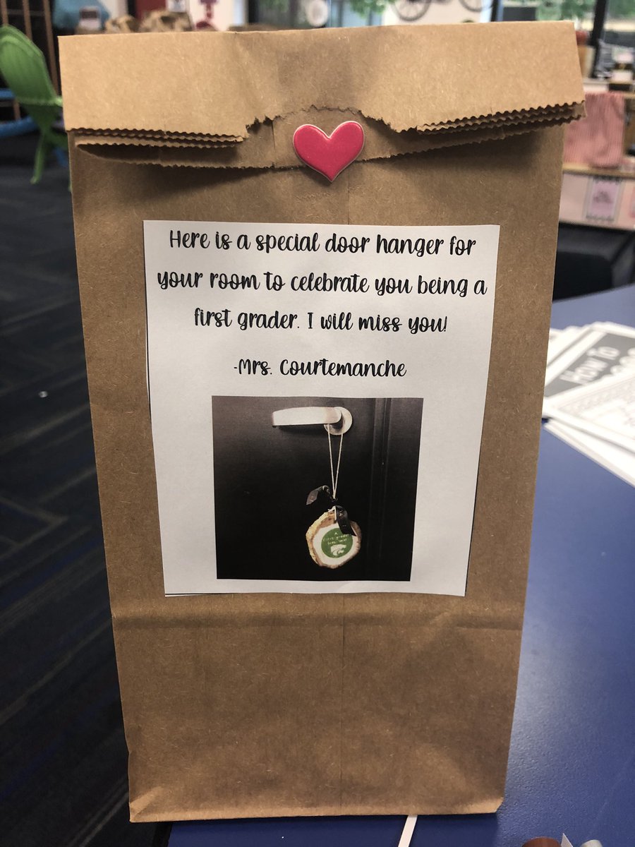 Dr. Danielle Courtemanche’s Class tweet media