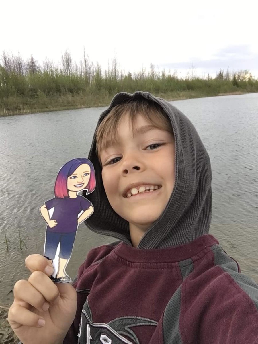 MrsSaundersCG's tweet image. Adventures of Flat Mrs. Saunders - Sterling took me fishing!!! Apparently we&apos;ve caught 8 - seems like I was the lucky charm 🍀#flatmrssaunders #togetherwhenapart @FMPSD @BeaconhillFMPSD @abbott_graham