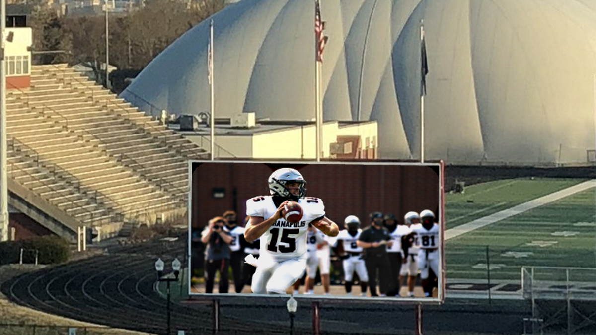 UIndyTD's tweet photo. Touchdown Men.

Ryan Topper: Finds the endzone once every four receptions

Bryce Stancombe: Threw 19 touchdowns with only one interception

Al McKeller: Set the career touchdown record in three seasons https://t.co/0vGwejiJOQ