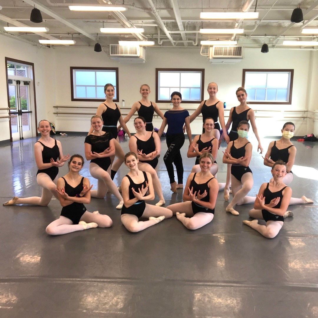 BWAcademy's tweet photo. Our Thanksgiving Point Campus is more than grateful to have has their last class with Guest Artist and Master Teacher, Kathryn Morgan. 

Enrollment for the 2021/2022 academic year opens today! Have your dance learn from special Guest Artists! Sign up: https://t.co/TqoEJkfnoY https://t.co/AEg0rzFa8w