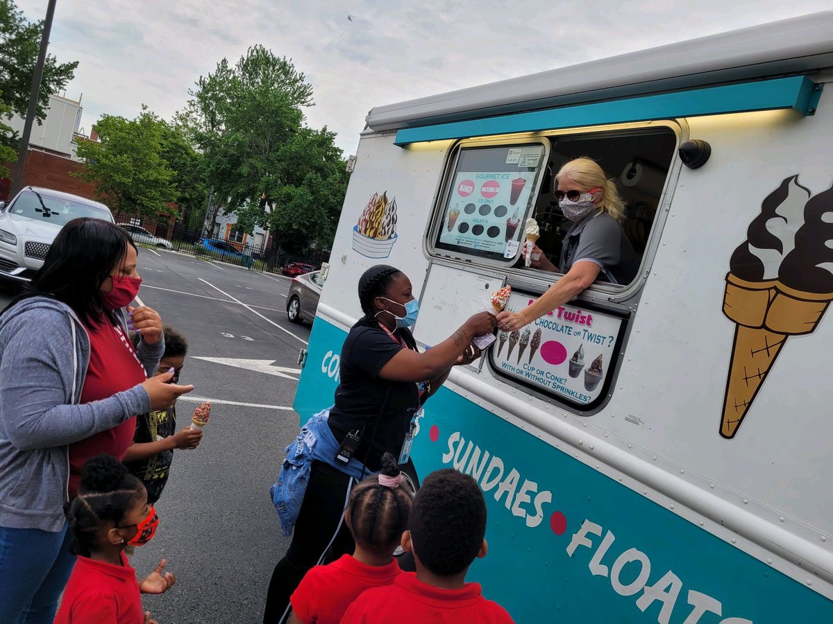 fpcsarmstrong's tweet photo. It's definitely a #FunFriday at #Armstrong. Thank you our Dean, Mrs Henderson &amp; our Assistant Dean Ms. Pinkard for such a great incentive after a week of testing!! Thank you to @misstwisticecream. 🍦🍨 #pbisincentive #dccharterproud #HubgoesHybrid https://t.co/3ZUXcG9kb8
