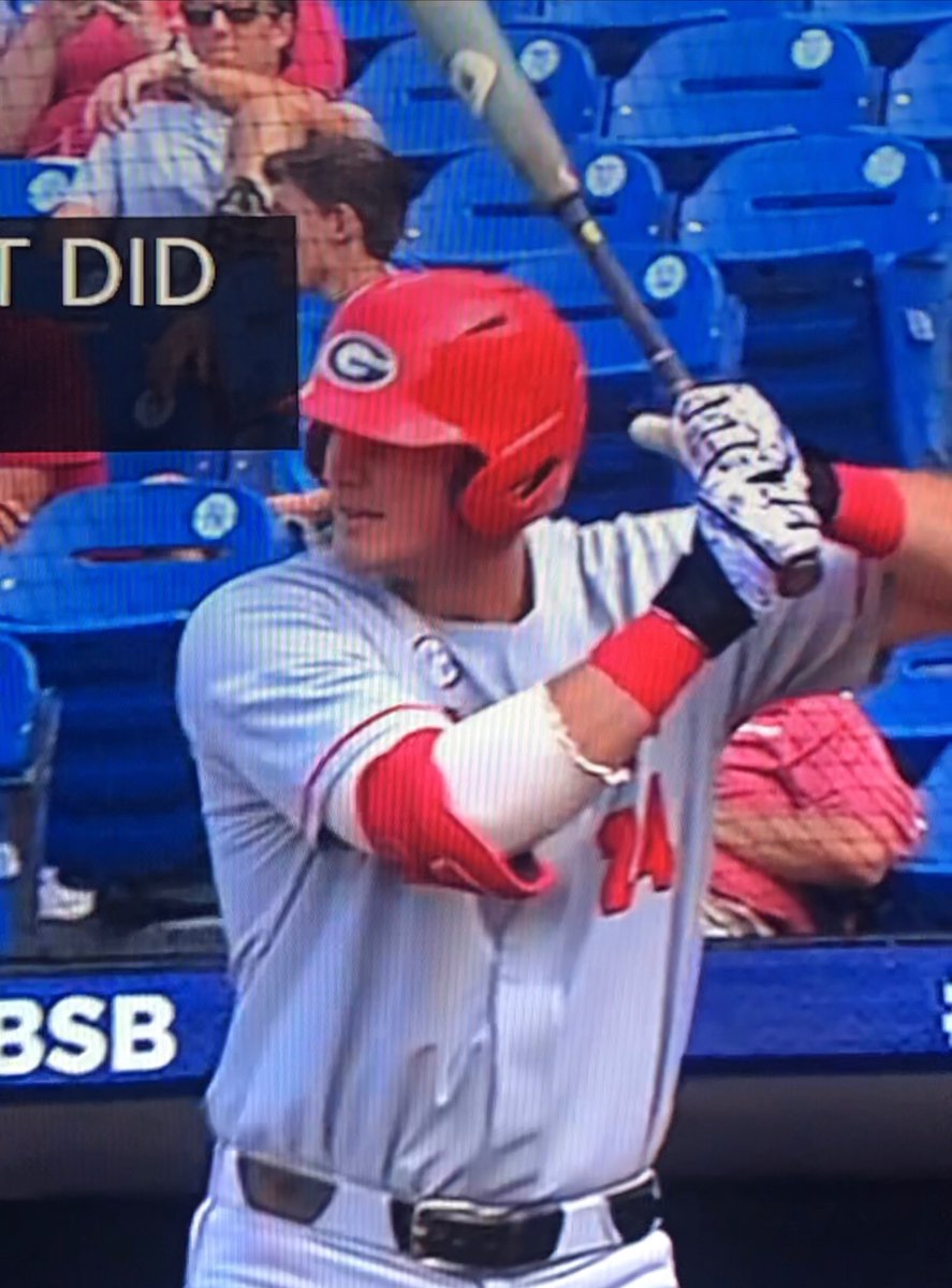 truletic's tweet photo. 👀 Looks like the new kids on the block have already made it to the #SEC Tourny.

Protect your hands 🙌🏻 players!!
#UGA #bulldogs #secbaseball #truletic #georgia 

“Proven Protection at the Plate” https://t.co/xcueuQxty2