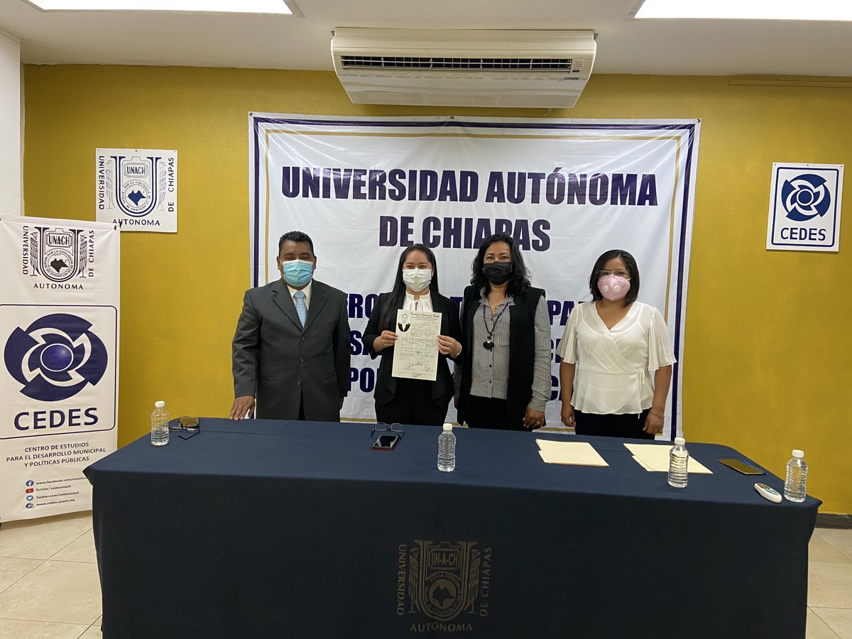 cedesunach's tweet photo. #OrgulloCEDES
#OrgulloUNACH
¡Felicidades!
El día 19 de mayo de 2021 se llevó a cabo la toma de protesta por Mérito Académico de la C. Maribel Martínez Gómez  egresada de la Licenciatura en Desarrollo Municipal y Gobernabilidad. https://t.co/l8JTTdw9MF