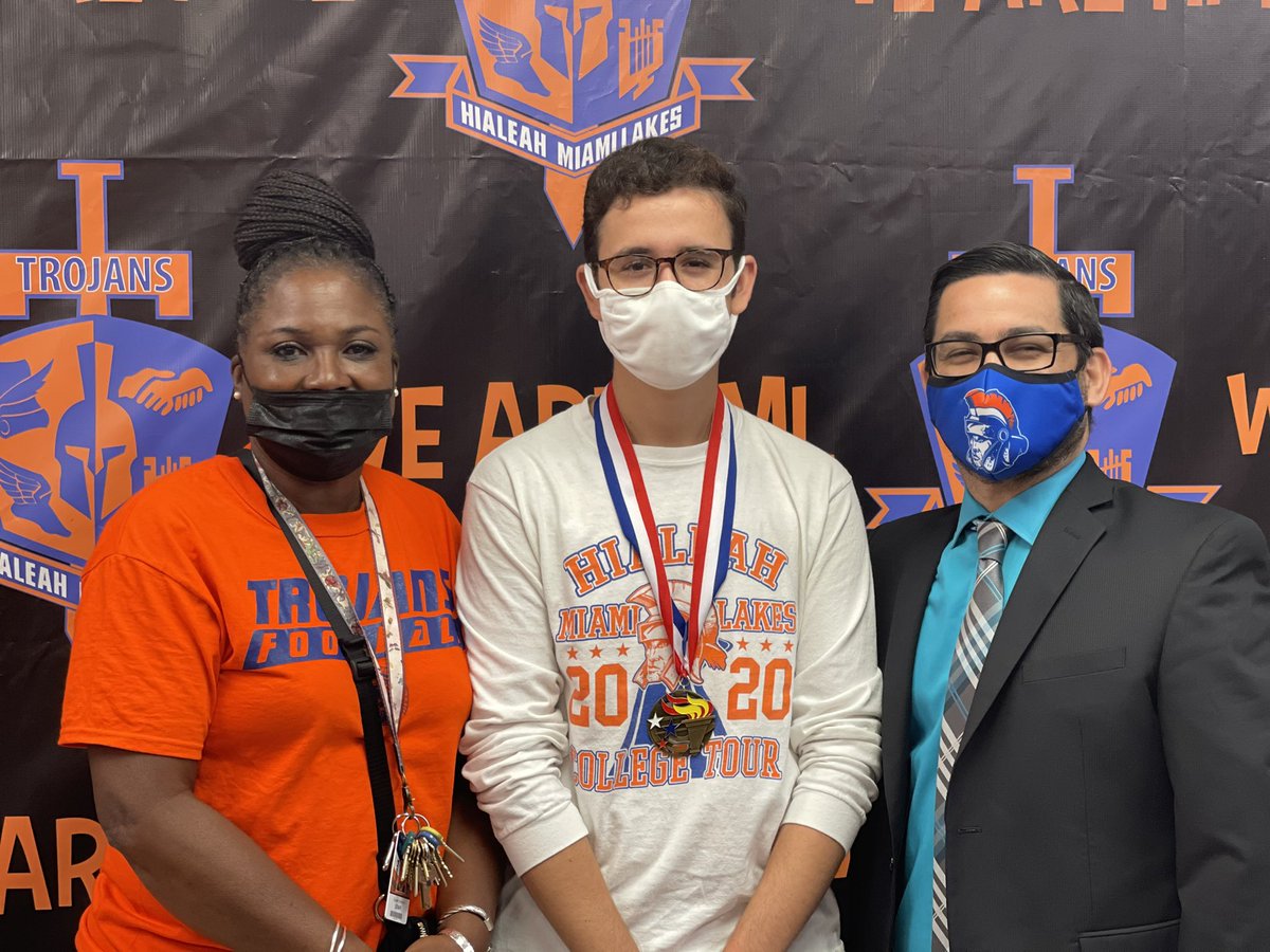 HMLSrHighSchool's tweet photo. Congratulations to Julian &amp; Natalie on being named @MiamiHerald #Scholar Athletes &amp; earning $1,000 scholarship. #TrojanPride @alexsantoyo75 @StdtSvcsMDCPS @HMLActivities @HMLYearbook2021 @MDCPSNorth @verenanro @Diaz_NRO @MDCPS_COS https://t.co/GbFGED9y8g