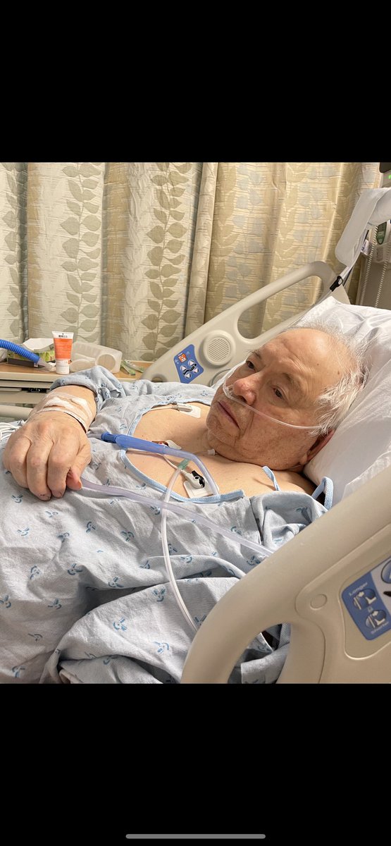 jangacfan12's tweet photo. Can I ask everyone to pray for my dad he is in the hospital 💜🙏 https://t.co/FWpc8XI3xF