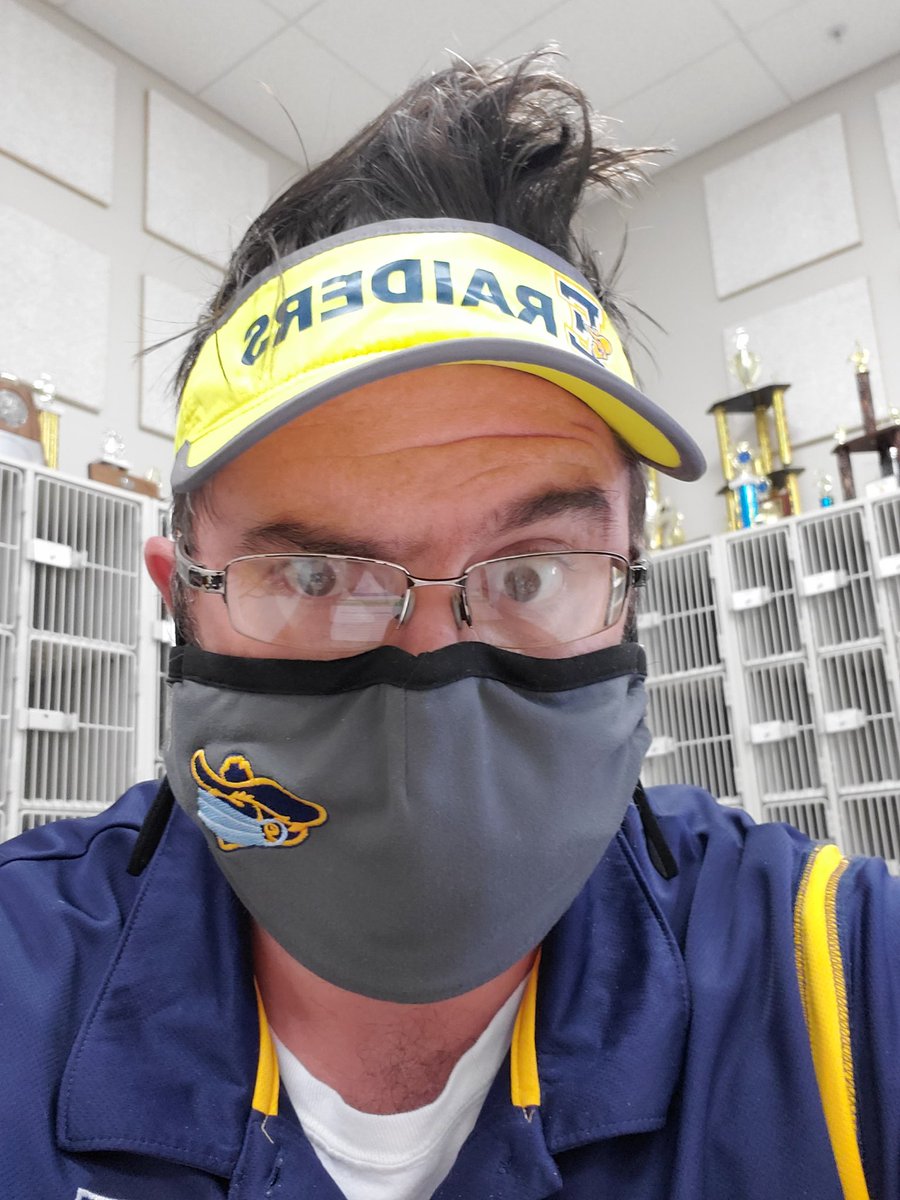 molsen14's tweet image. #IWokeUpLikeThis #PDFriday Having fun on a Friday! @EMS_Raiders @EastwoodMS_YISD #RaiderRiseUp