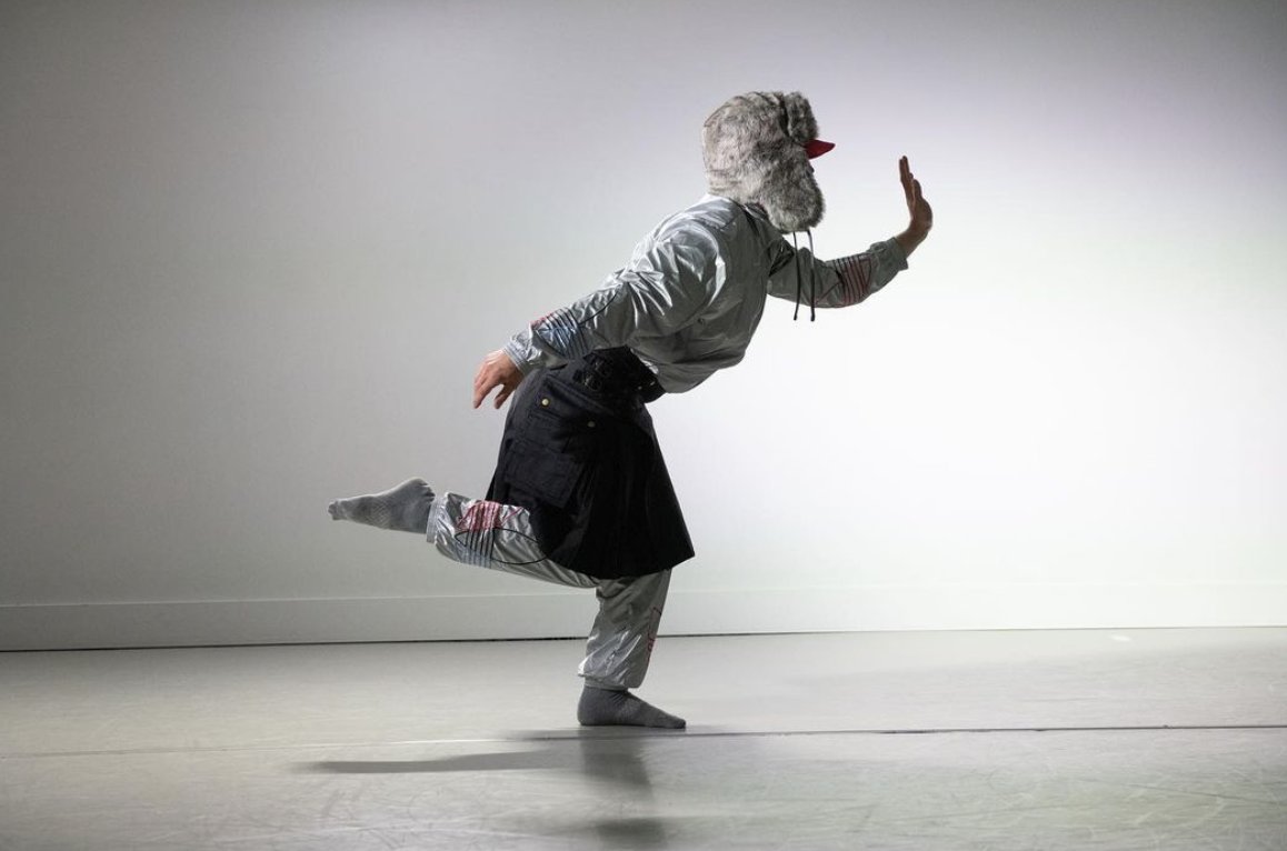 SFU_W's tweet photo. . @orchidfactory presents “entre chien et loup”
this coming weekend
may 28 + 29
tickets are FREE/by donation so tell a friend
https://t.co/kFTaTZLiuN
#contemporarydance #dance #moderndance #contemporaryart #choreography #monsterrally #castaway #movement https://t.co/YAGOKXaBB0