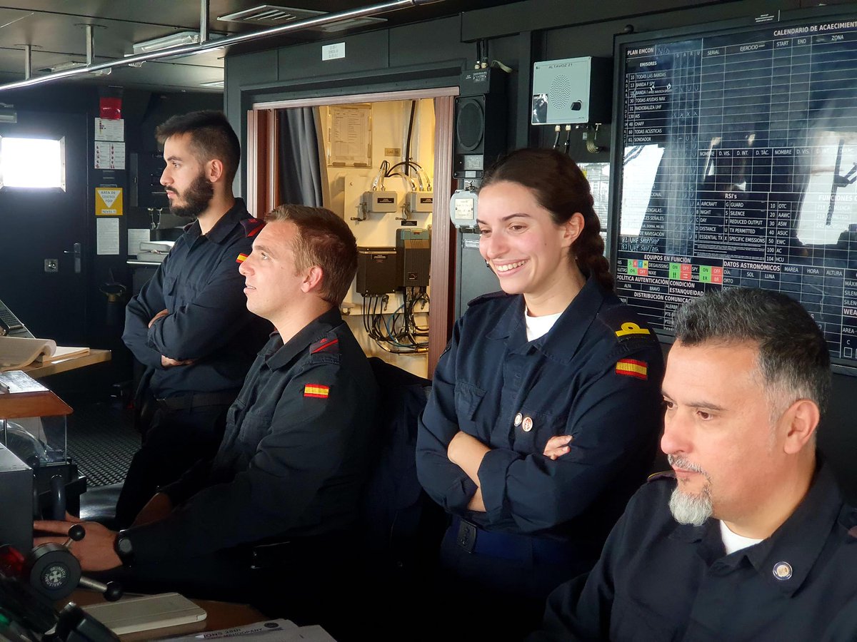 Armada_esp's tweet image. La fragata #CristóbalColón continúa con su participación en el ejercicio #AtSeaDemonstration/#FormidableShield 2021, llevando a cabo ejercicios de defensa aérea y antimisil con buques aliados de la #OTAN.

#SomosLaArmada ⚓ 🇪🇸 #DefendemosEspañaDesdeLaMar