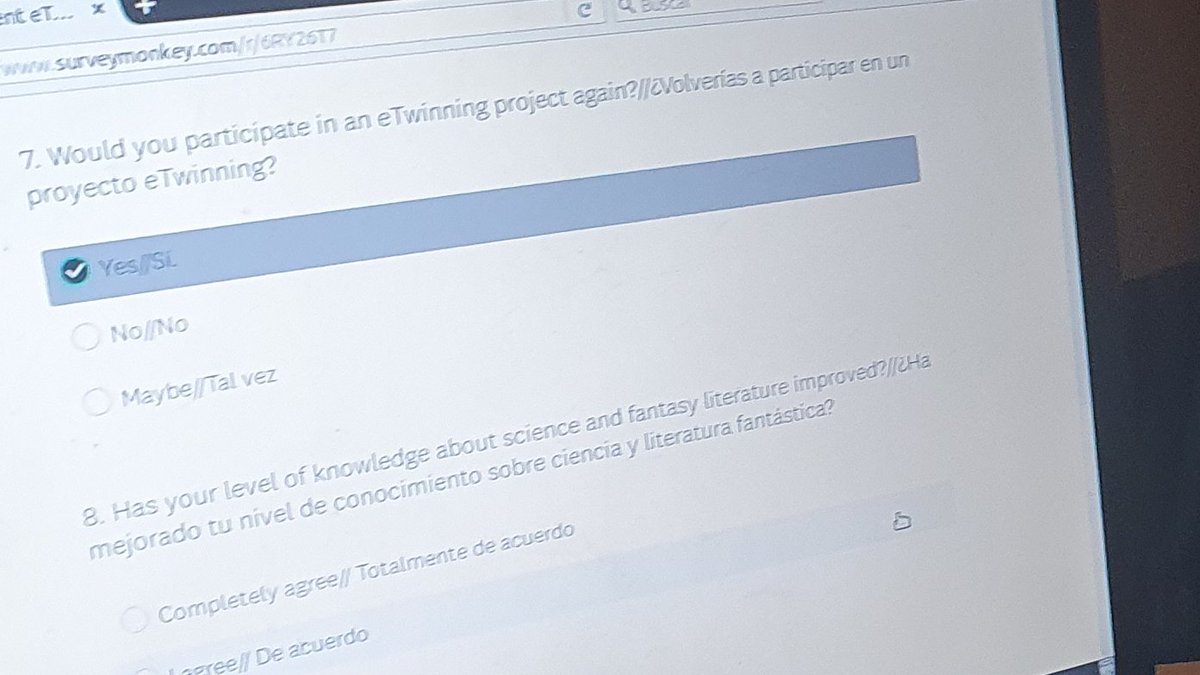 estherpuerto's tweet photo. Recta final. @IES_AE 3ºA realiza hoy sus actividades de autoevaluación de #eTwinning #FRANKestein con #SurveyMonkey, #GoogleForm #AnswerGarden y #Linoit
@amayairakasle @BazaloMaria @Lsabater1 @Bioprofe4 @torrecoeduca @eTwinning_Ita @eTwin_Andalucia https://t.co/iE2d27s0lc
