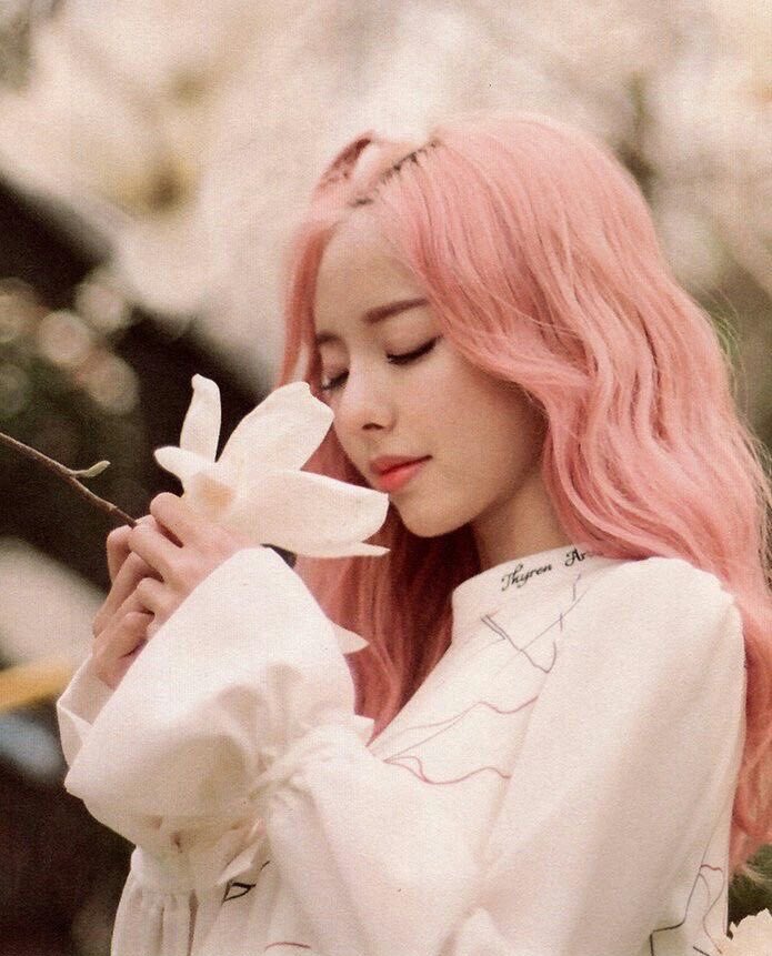 predebut vivi from loona is the standard a thread