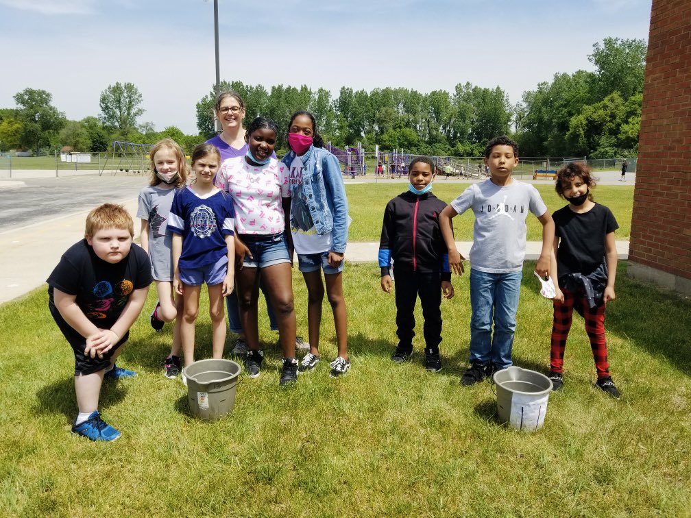 Field Day Fun <a href="/DardenSBCSC/">Darden Elementary School</a>! <a href="/pkarban7/">patricia karban</a> <a href="/SouthBendCSC/">South Bend Schools</a>