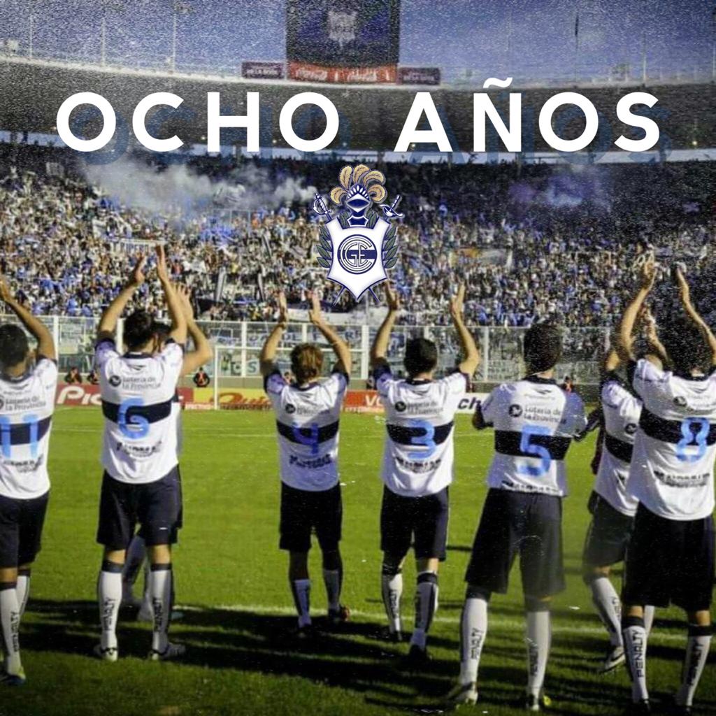 ⚪️🔵 Hace ocho años conseguíamos el ascenso a Primera con <a href="/gimnasiaoficial/">Club de Gimnasia y Esgrima La Plata</a> junto a un hermoso grupo. Un saludo a todos los triperos! 🐺