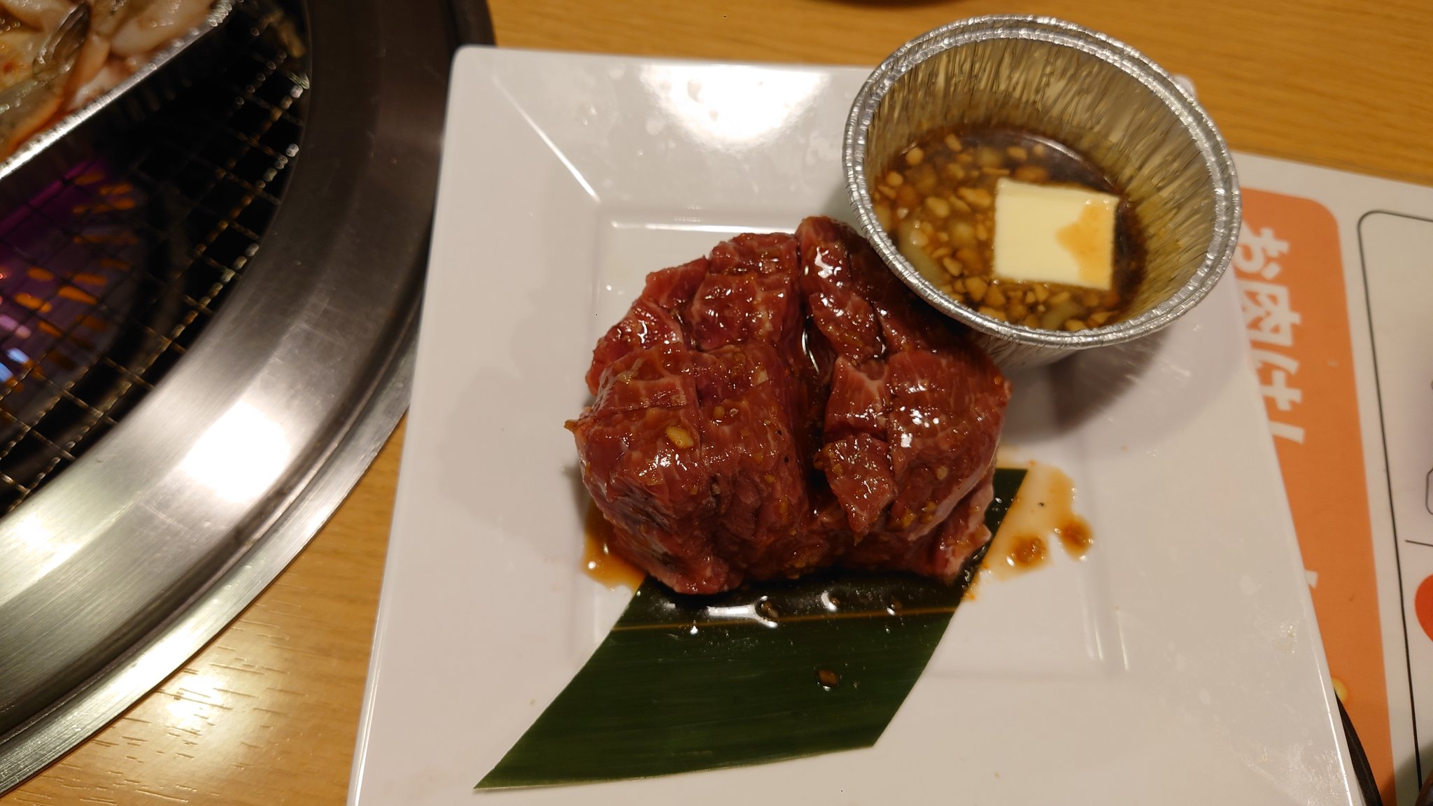 Frey 守谷 焼肉きんぐ 久しぶりに焼肉きんぐにきたら配膳をロボットがやってた 花咲上ロース とデカロース 厚切り牛タンが旨かった プレミアムコースにしたが牛タン食べなきゃきんぐコースでも良いかな チョコケーキは美味しかったが Frey 守谷 焼肉きんぐ 久しぶりに焼肉きんぐにきたら配膳をロボットがやってた 花咲上ロース とデカロース 厚切り牛タンが旨かった プレミアムコースにしたが牛タン食べなきゃきんぐコースでも良いかな チョコケーキは美味しかったが